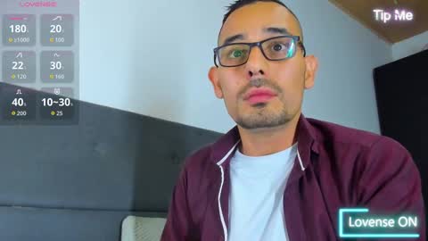 Jhony Alzate online show from September 30, 2025, 3:33 am