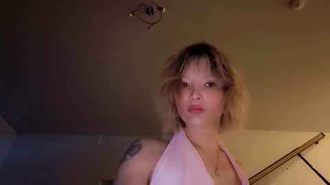 Snapshot of jhopeftw chatting on January 10, 2026, 3:08 am Anya online show from January 10, 2026, 3:08 am