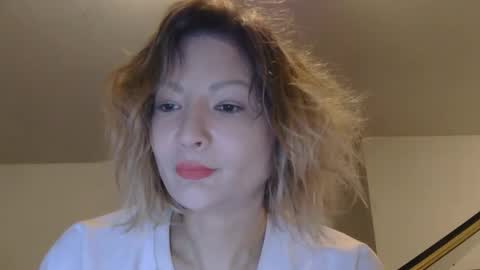 Snapshot of jhopeftw chatting on January 15, 2026, 6:29 am Anya online show from January 15, 2026, 6:29 am