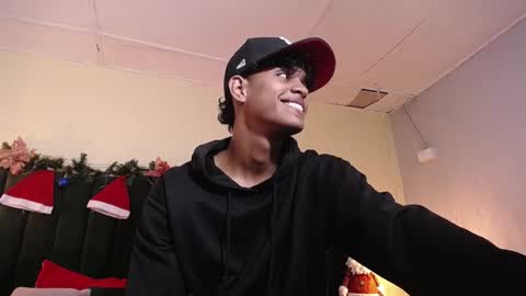 Snapshot of jhos_padill chatting on November 27, 2025, 1:35 pm jhos online show from November 27, 2025, 1:35 pm