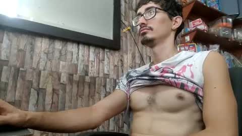 Snapshot of jhosuamoore chatting on July 5, 2026, 1:40 pm Jhosuamoore online show from July 5, 2026, 1:40 pm