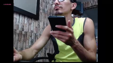 jhosuamoore2 online show from May 24, 2026, 12:10 pm