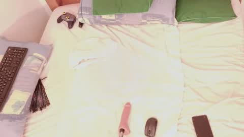 Snapshot of jhoxy_m chatting on July 5, 2026, 8:05 pm Hello iam hoxy ready to get wet online show from July 5, 2026, 8:05 pm