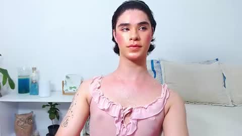 Jhuan Nhez online show from June 16, 2026, 1:19 am
