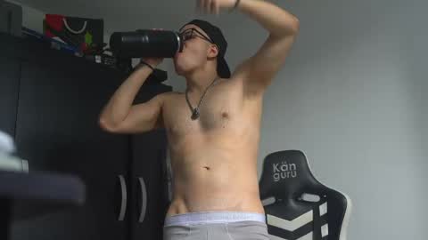 Jhx online show from April 9, 2026, 8:58 pm