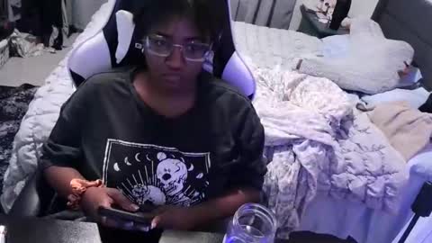 goldenbaby online show from January 18, 2026, 2:26 am