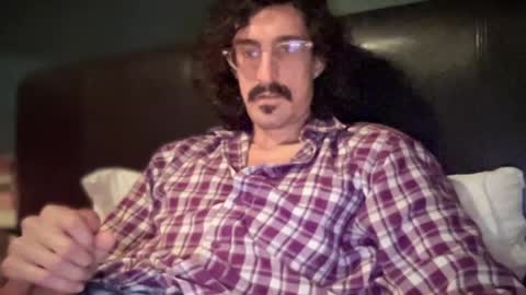 Snapshot of jiggz1986 chatting on May 1, 2026, 11:20 pm Jigz1986 online show from May 1, 2026, 11:20 pm
