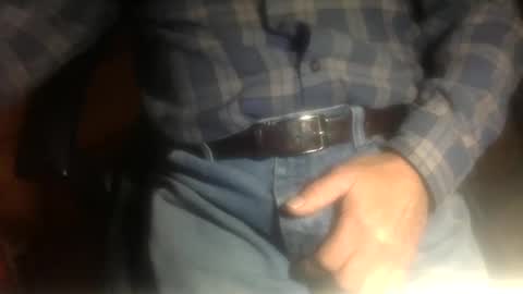 jim2hot online show from November 6, 2025, 10:32 pm