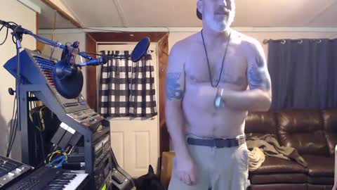 Snapshot of jimdachin420 chatting on December 16, 2024, 5:27 am jimmy mac online show from December 16, 2024, 5:27 am