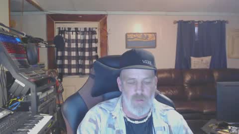 Snapshot of jimdachin420 chatting on March 5, 2025, 12:49 am jimmy mac online show from March 5, 2025, 12:49 am