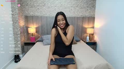 Snapshot of jimena_salazar chatting on February 26, 2026, 11:31 am Jimena Salazar online show from February 26, 2026, 11:31 am