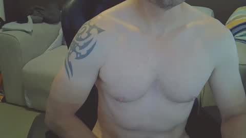 Snapshot of jimforjim chatting on December 3, 2024, 11:02 pm Jim online show from December 3, 2024, 11:02 pm