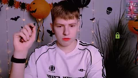 your dream  online show from October 22, 2025, 9:09 am