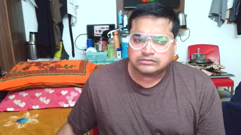 Snapshot of jimmy2119 chatting on September 17, 2025, 9:38 pm ASK online show from September 17, 2025, 9:38 pm