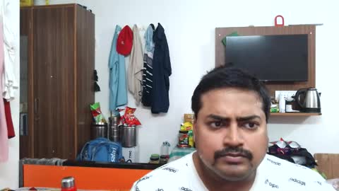 Snapshot of jimmy2119 chatting on October 4, 2025, 10:41 pm ASK online show from October 4, 2025, 10:41 pm