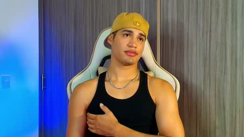 Snapshot of jimmy_leeh_ chatting on February 6, 2026, 5:01 am Jimmy Leeh online show from February 6, 2026, 5:01 am