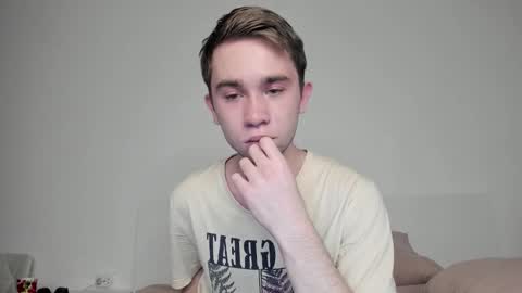 jimyti_bad_boy online show from February 4, 2025, 7:22 pm