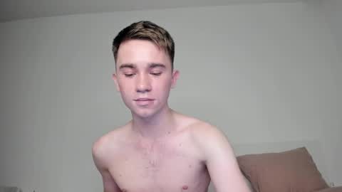 jimyti_bad_boy online show from February 22, 2025, 10:31 pm