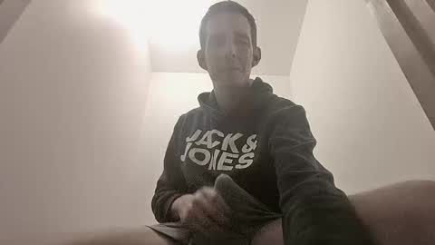 Snapshot of jin16000 chatting on April 2, 2026, 6:27 pm jin16000 online show from April 2, 2026, 6:27 pm