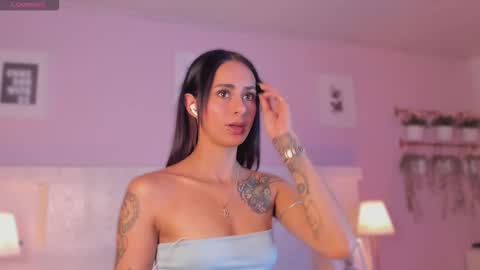 Jinx  online show from December 17, 2025, 1:39 pm