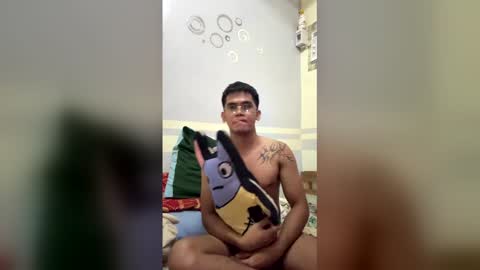 jippy05 online show from April 23, 2026, 12:29 pm