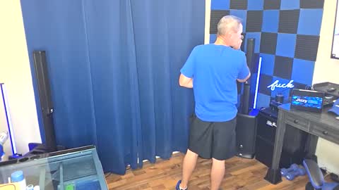 Snapshot of jizzyblue chatting on October 12, 2025, 5:34 pm Jizzy Blue online show from October 12, 2025, 5:34 pm