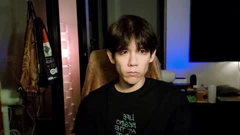 jj_jayjayq online show from February 12, 2026, 5:52 pm