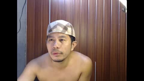 jjboy74472 online show from October 23, 2025, 8:18 pm