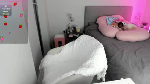 Juliette Rose online show from September 25, 2025, 7:50 pm