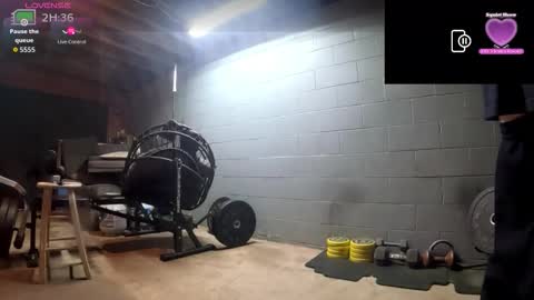 jmizzle974 online show from March 11, 2026, 7:03 am