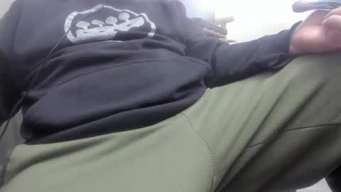 Relaxed Jmore online show from October 27, 2025, 6:12 pm