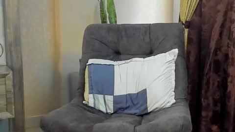 JOAN SAENZ online show from March 7, 2025, 5:17 pm