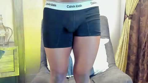 JOAN SAENZ online show from March 9, 2025, 7:48 pm