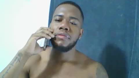 JOAN SAENZ online show from November 23, 2025, 5:07 am