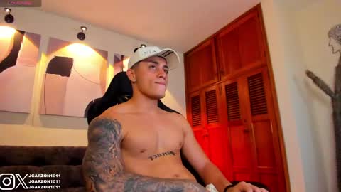 joan_soto online show from April 16, 2026, 2:40 pm