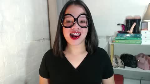 Joana online show from December 26, 2024, 2:37 pm