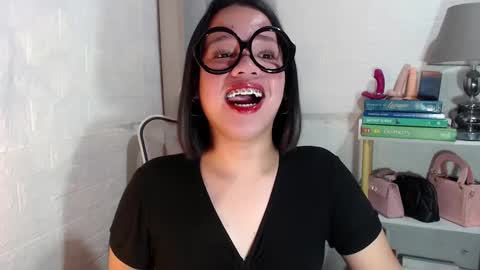 Joana online show from January 7, 2025, 9:57 pm