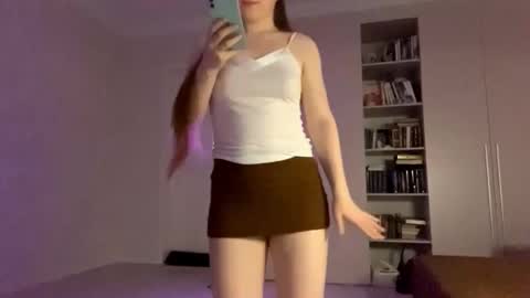 Adel online show from November 10, 2025, 8:30 pm