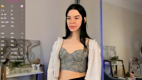 Snapshot of joanniecaughlin chatting on December 21, 2025, 12:01 pm Wendy online show from December 21, 2025, 12:01 pm