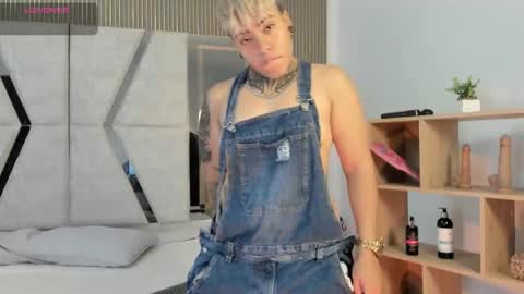 joaoandlexy online show from December 15, 2025, 12:53 pm