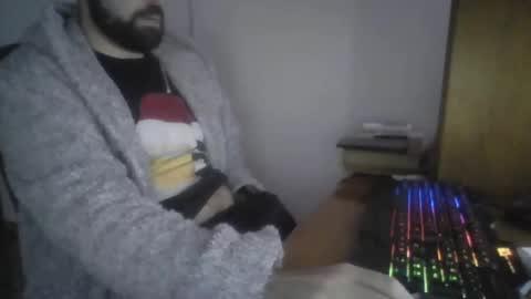 joaodias_18 online show from December 19, 2024, 9:38 pm