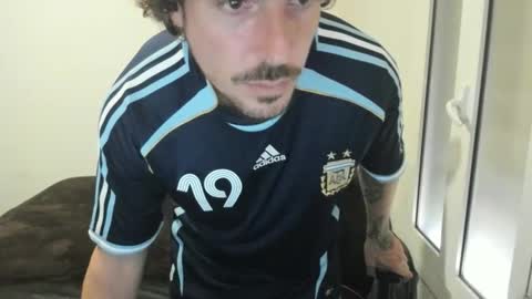 Snapshot of joaquin420_hot chatting on February 21, 2026, 10:27 am joaquin420_hot online show from February 21, 2026, 10:27 am