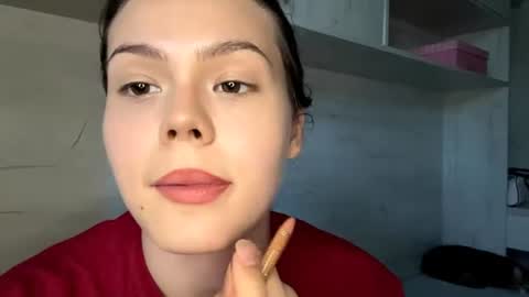 Mila online show from July 7, 2026, 1:04 pm