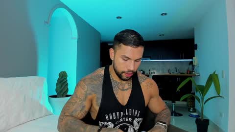 Snapshot of joe_esthetic chatting on January 15, 2025, 1:45 am joe_esthetic online show from January 15, 2025, 1:45 am