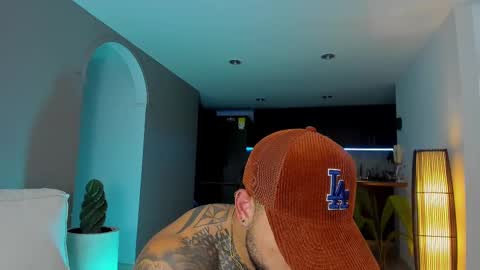 Snapshot of joe_esthetic chatting on February 23, 2025, 3:24 am joe_esthetic online show from February 23, 2025, 3:24 am