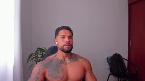 joe_esthetic online show from March 8, 2026, 8:01 pm