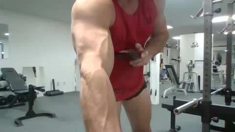 joe_smith5679 online show from October 8, 2025, 7:55 pm