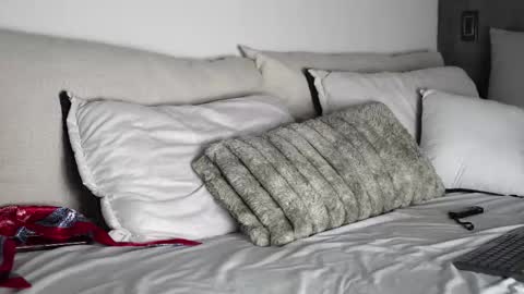 joe_steel1 online show from November 4, 2025, 9:58 pm