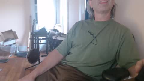 Snapshot of joebo7575 chatting on April 24, 2026, 10:23 pm joebo7575 online show from April 24, 2026, 10:23 pm