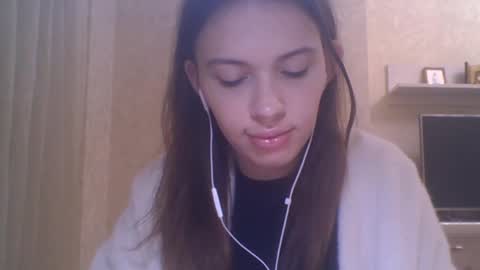 Jennifer online show from October 16, 2025, 4:30 pm